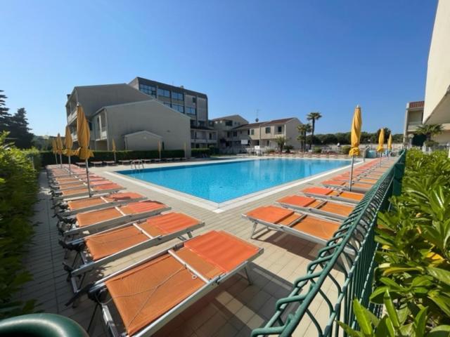 Apartament With Swimming Pool Apartment Caorle Ngoại thất bức ảnh