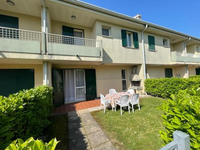 Apartament With Swimming Pool Apartment Caorle Ngoại thất bức ảnh
